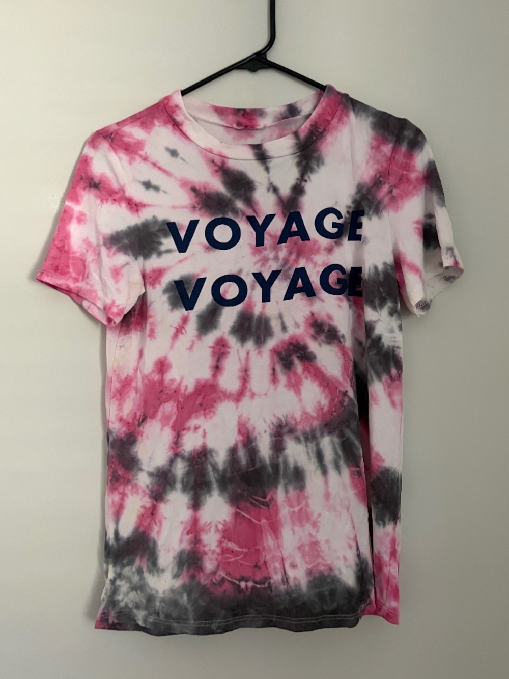 Tie-dyed Voyage Voyage Graphic Tee - Small